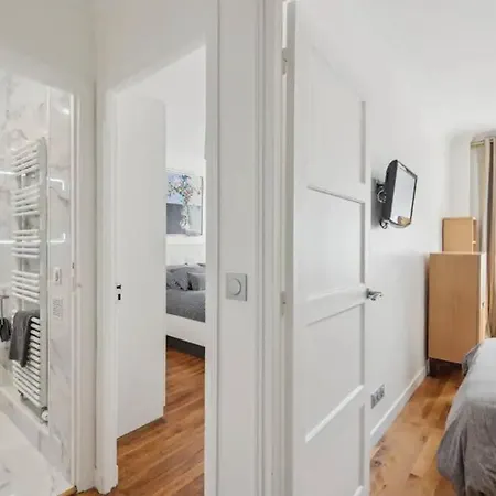 Apartment Luxe A La Francaise 75017